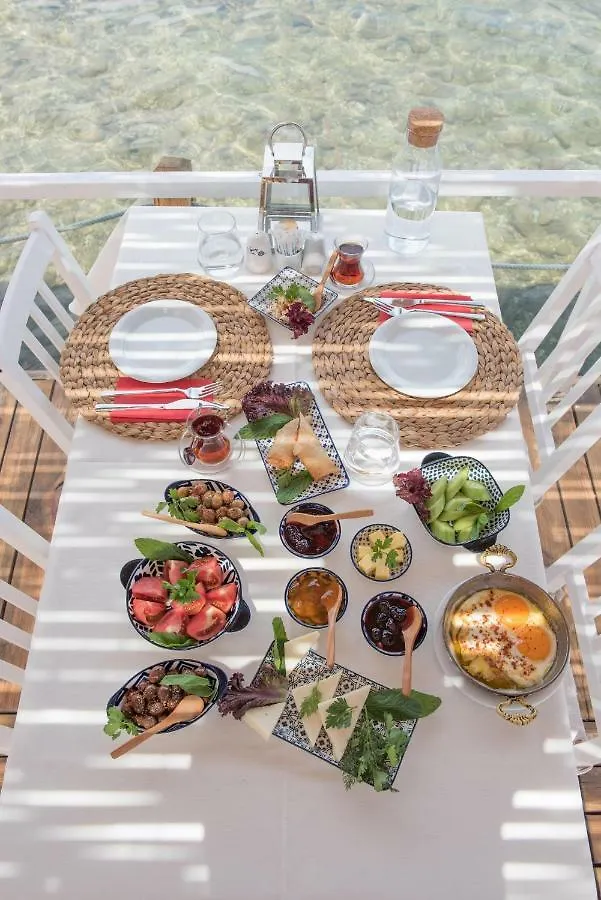 Madda Hotel Golturkbuku