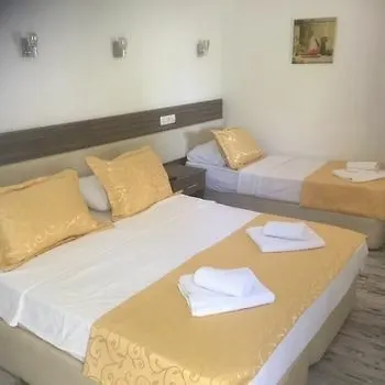 Madda Hotel Golturkbuku